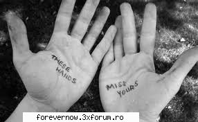 how can`t love you? fata voce foarte buna...cea mai buna prietena mea..dar care vietnameza mai